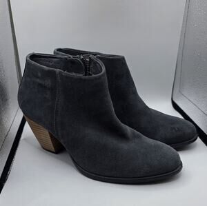 Ecco Ankle Boots Womens 38 US 7 Gray Suede Magnet Hydromax Booties Comfort Shoes